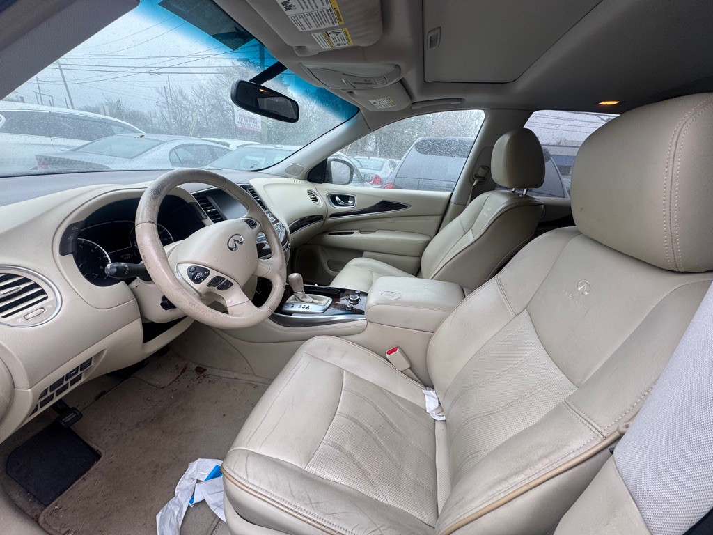 2013 INFINITI JX35 Image 5