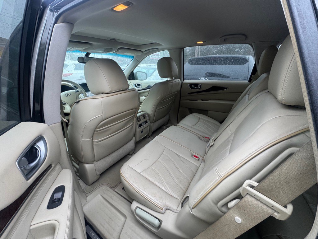 2013 INFINITI JX35 Image 6