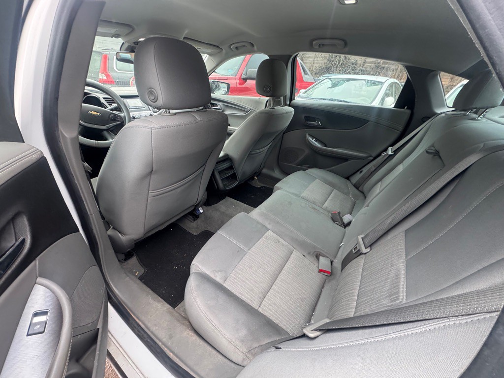 2014 Chevrolet Impala Image 12