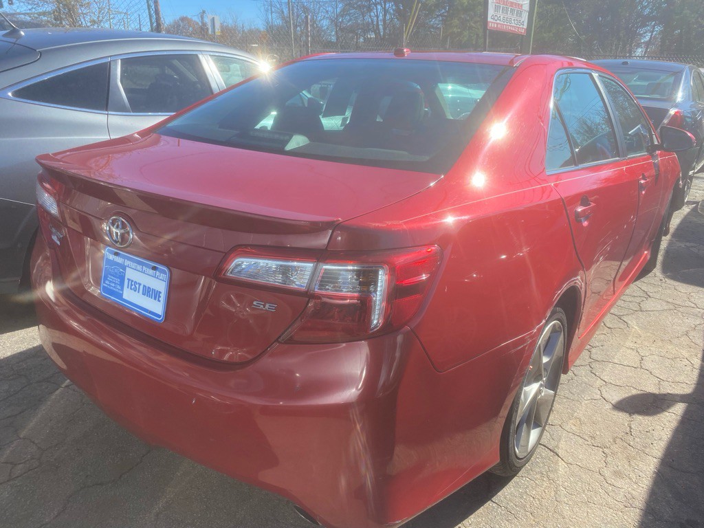 2012 Toyota Camry Image 3