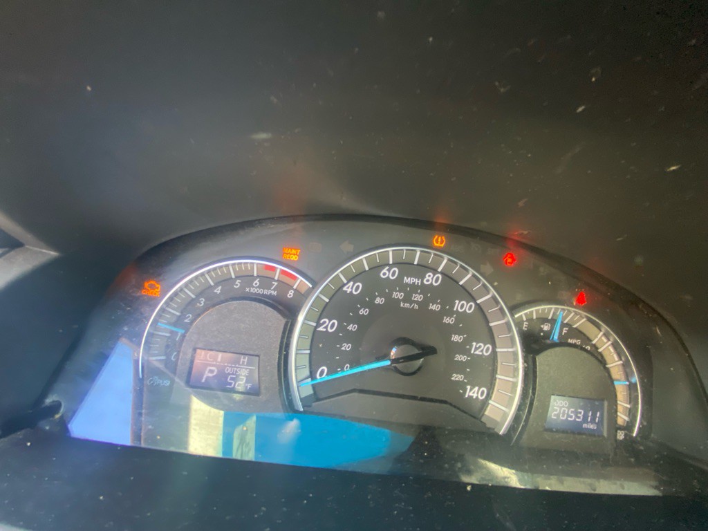 2012 Toyota Camry Image 5