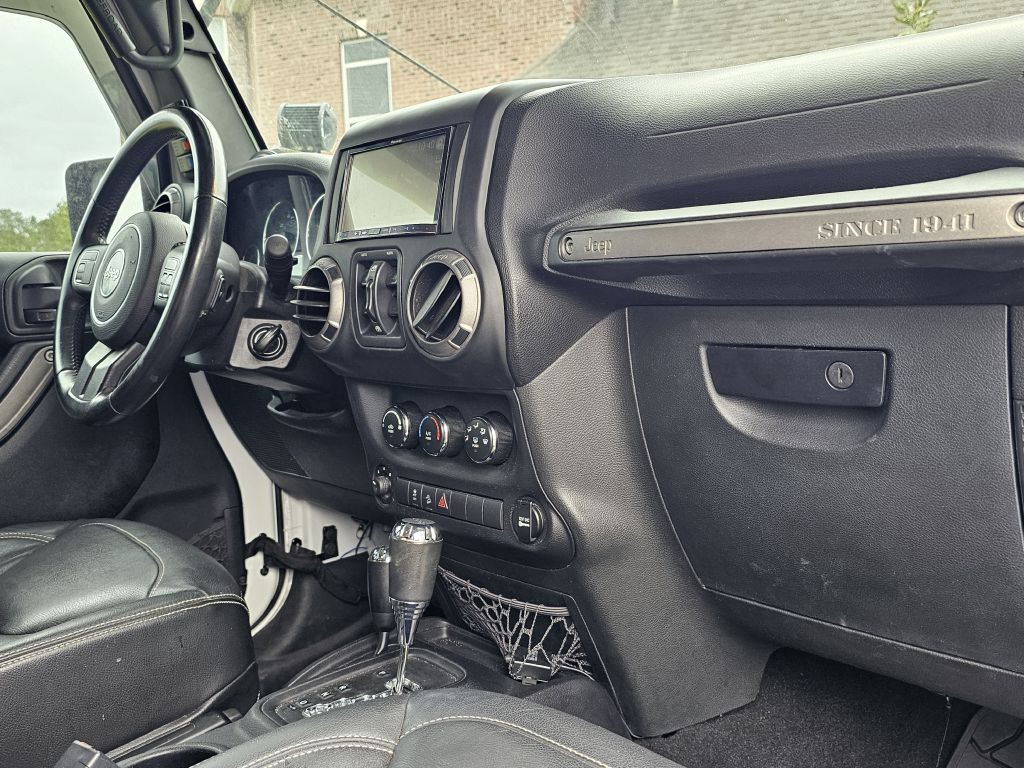 2014 Jeep Wrangler Unlimited Image 22