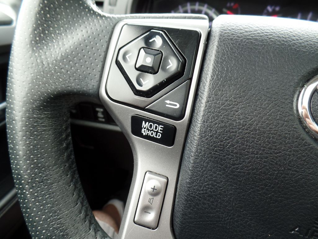 2018 Toyota 4Runner Image 27