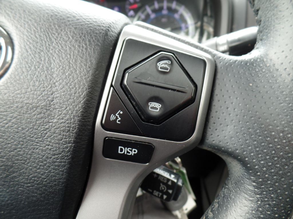 2018 Toyota 4Runner Image 28