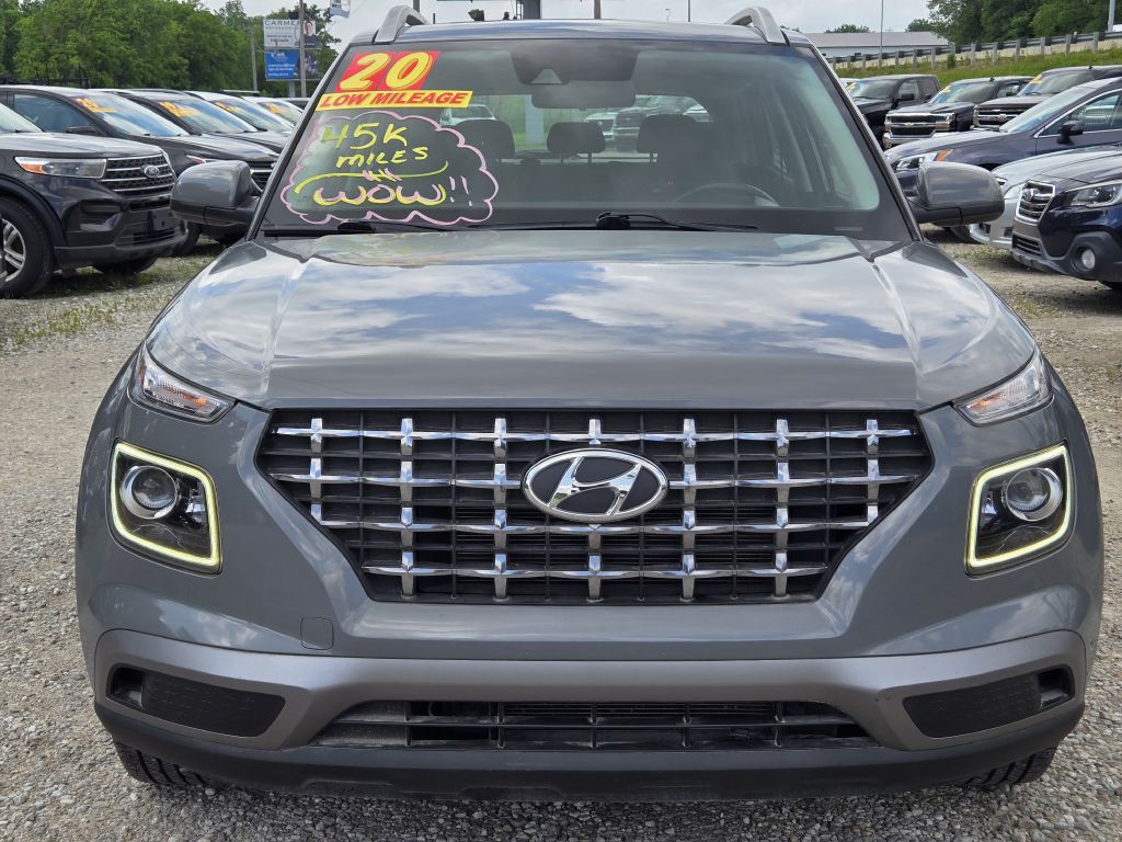 2020 Hyundai Venue Image 2