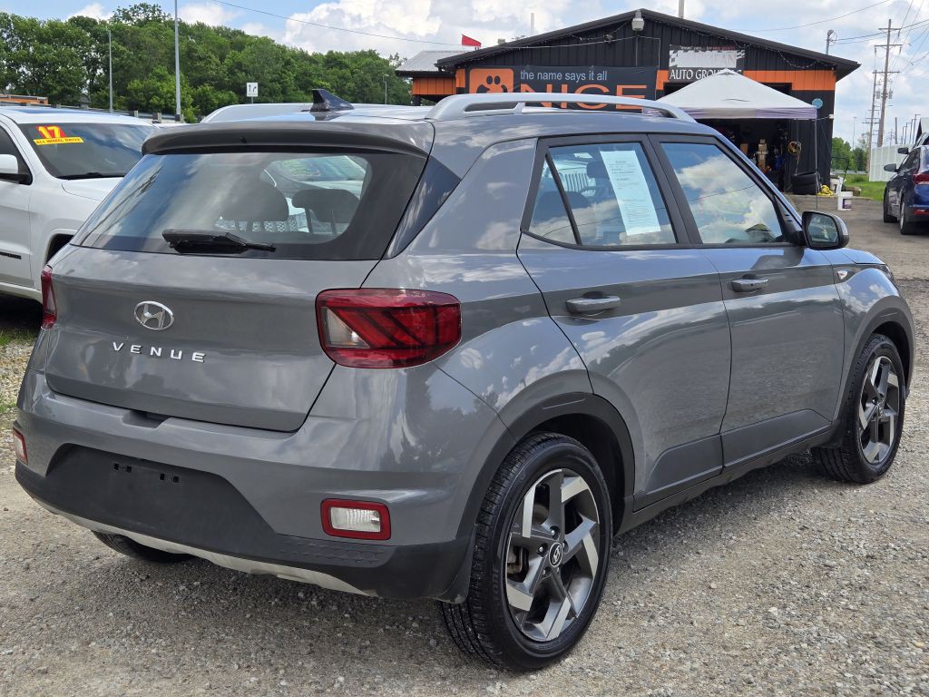2020 Hyundai Venue Image 5