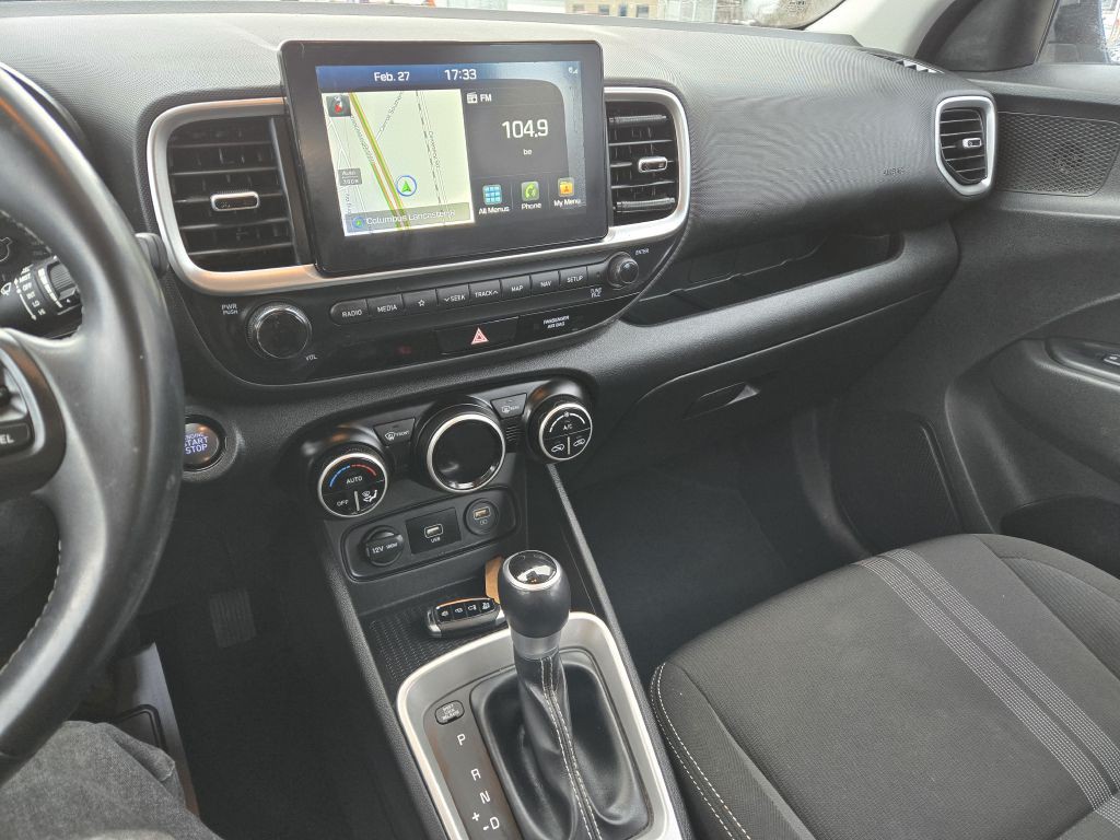2020 Hyundai Venue Image 14