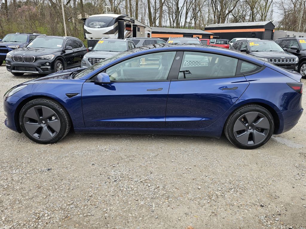 2021 Tesla Model 3 Image 2