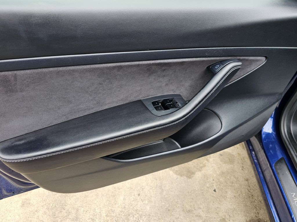 2021 Tesla Model 3 Image 10