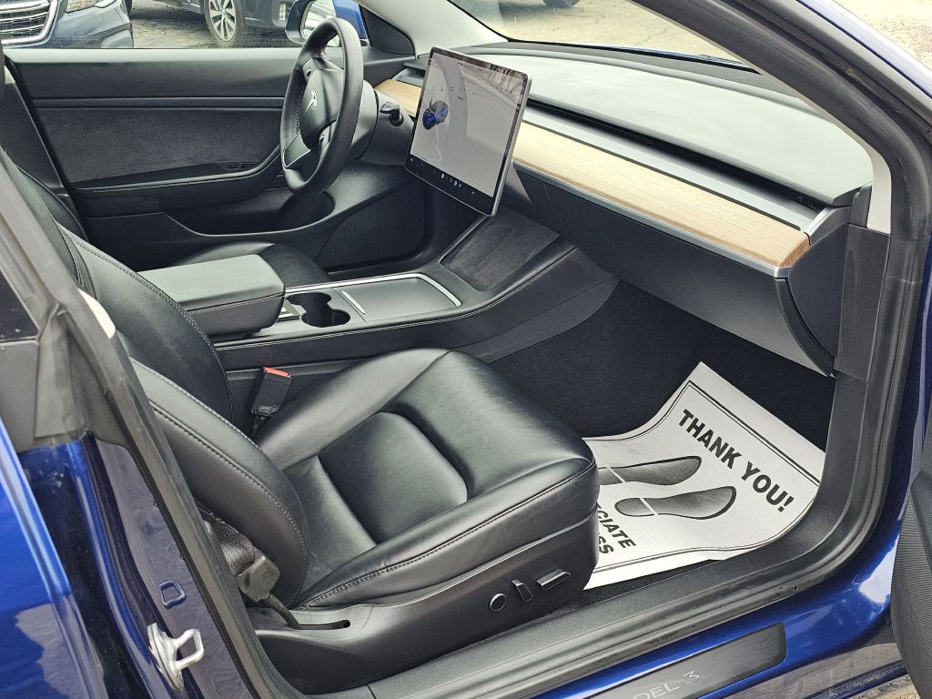 2021 Tesla Model 3 Image 11