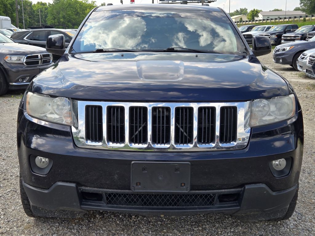 2011 Jeep Grand Cherokee Image 2