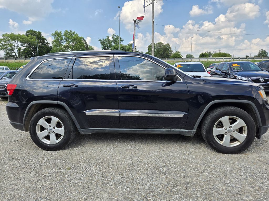 2011 Jeep Grand Cherokee Image 4