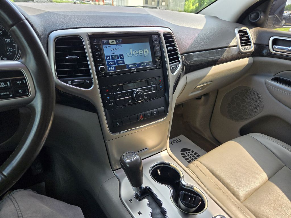 2011 Jeep Grand Cherokee Image 14