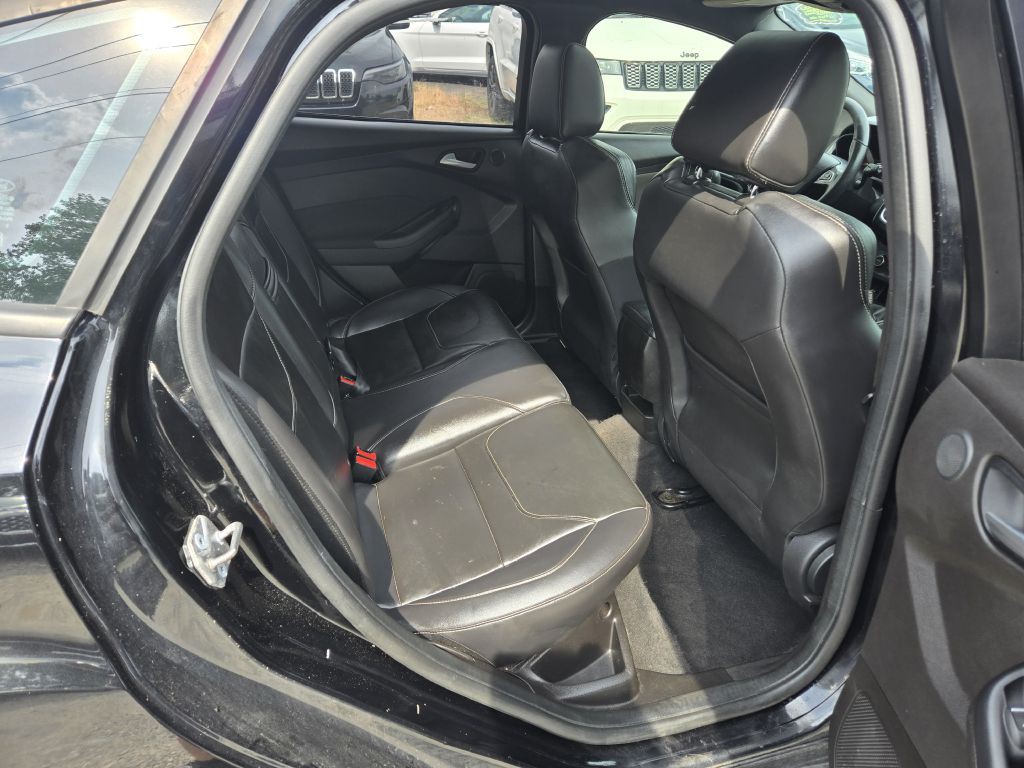 2016 Ford Focus Image 29