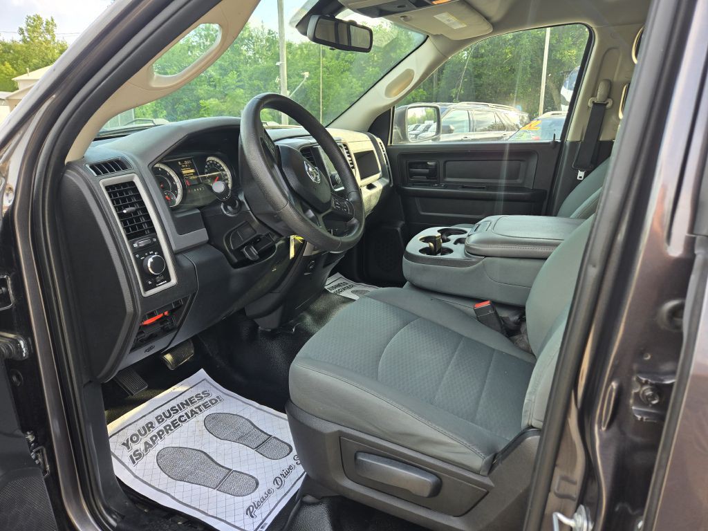 2016 RAM 1500 Image 12