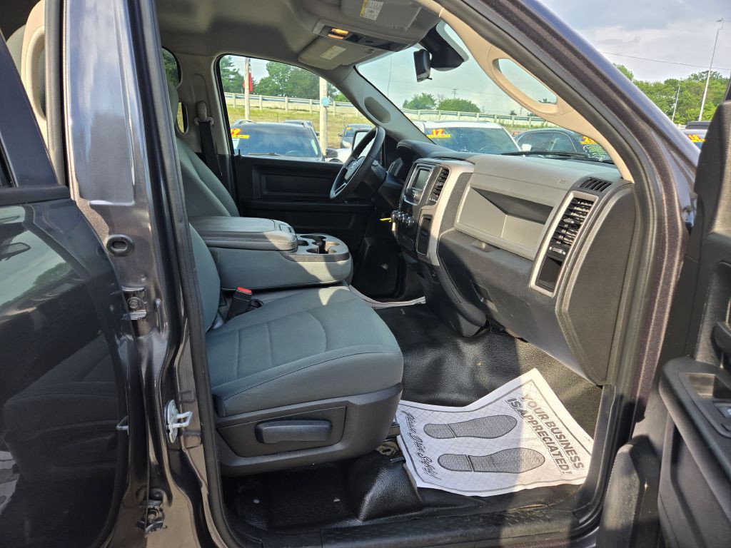 2016 RAM 1500 Image 23