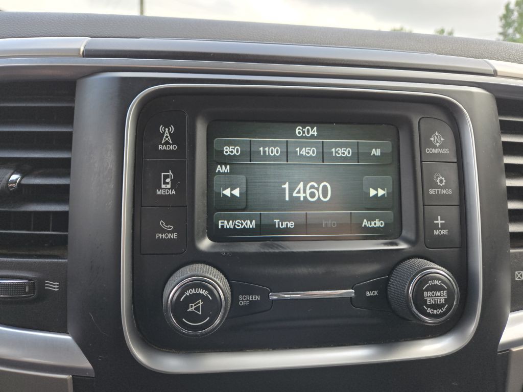 2014 RAM 1500 Image 25