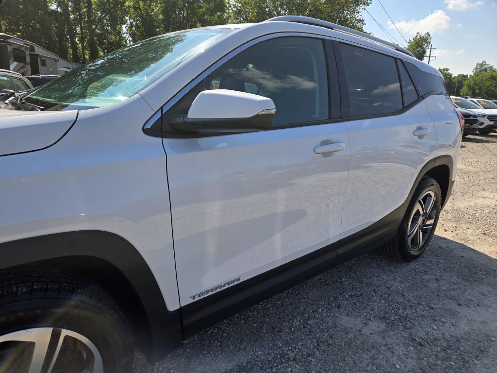 2018 GMC Terrain Image 9