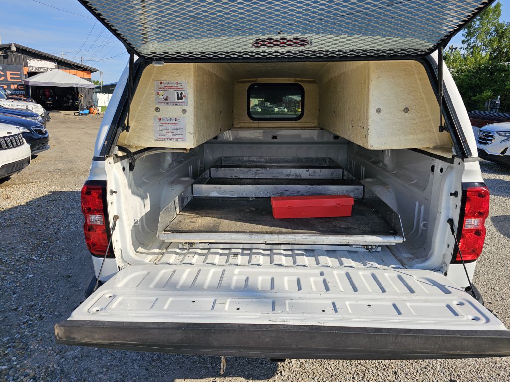 2018 Chevrolet Silverado 1500 Image 12