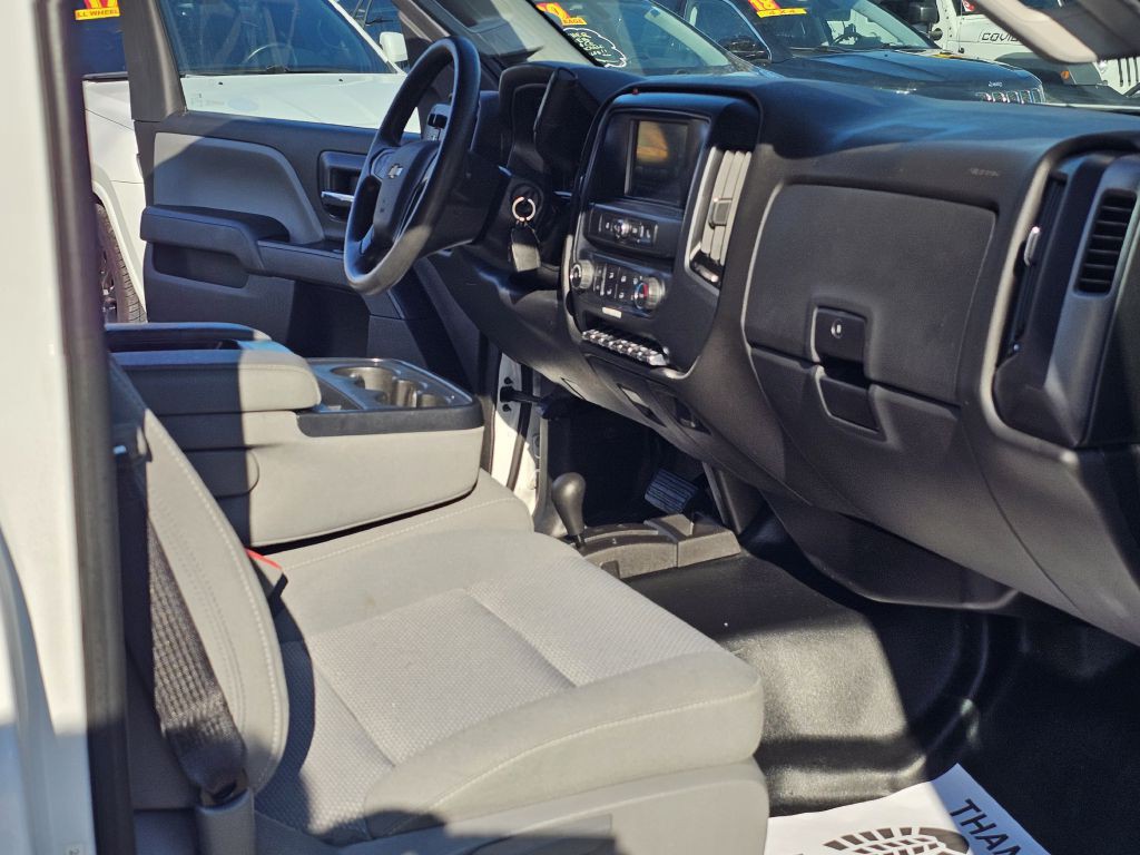 2018 Chevrolet Silverado 1500 Image 18