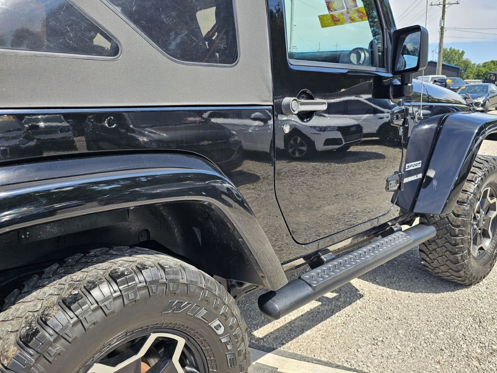 2012 Jeep Wrangler Image 9