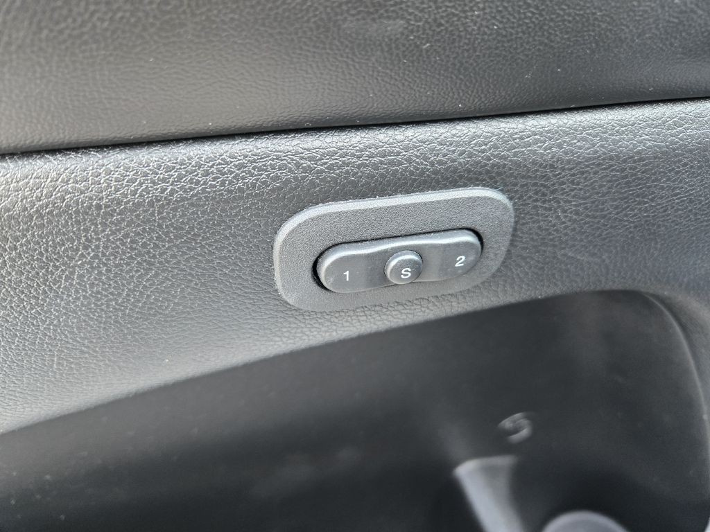 2014 Jeep Grand Cherokee Image 17