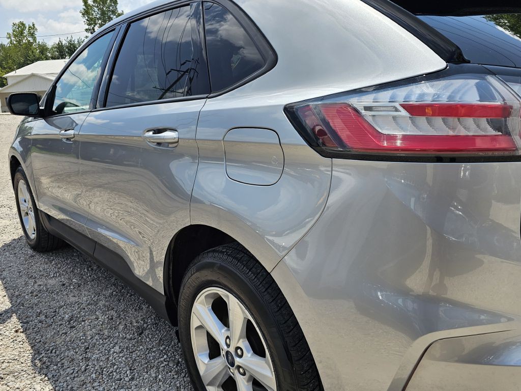 2022 Ford Edge Image 9