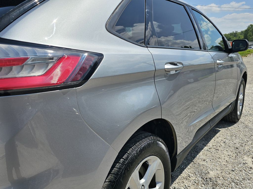 2022 Ford Edge Image 10
