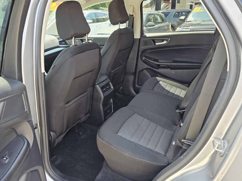 2022 Ford Edge Image 14