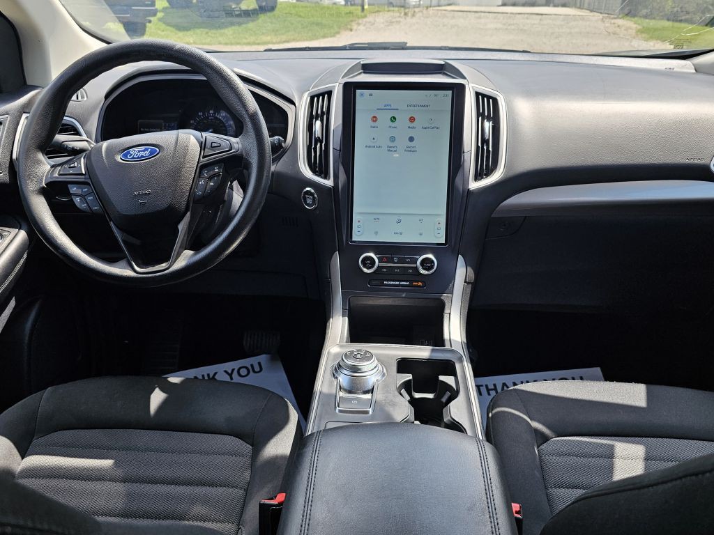 2022 Ford Edge Image 18