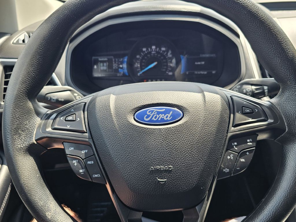 2022 Ford Edge Image 22