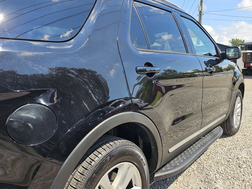 2019 Ford Explorer Image 9