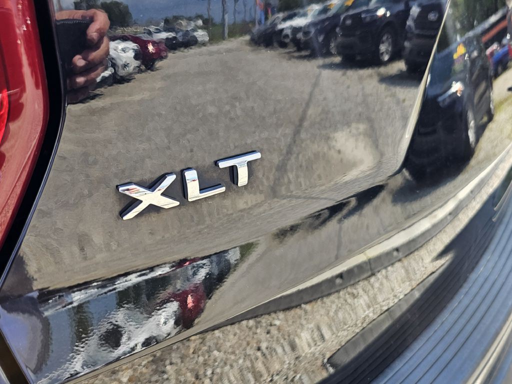 2019 Ford Explorer Image 11