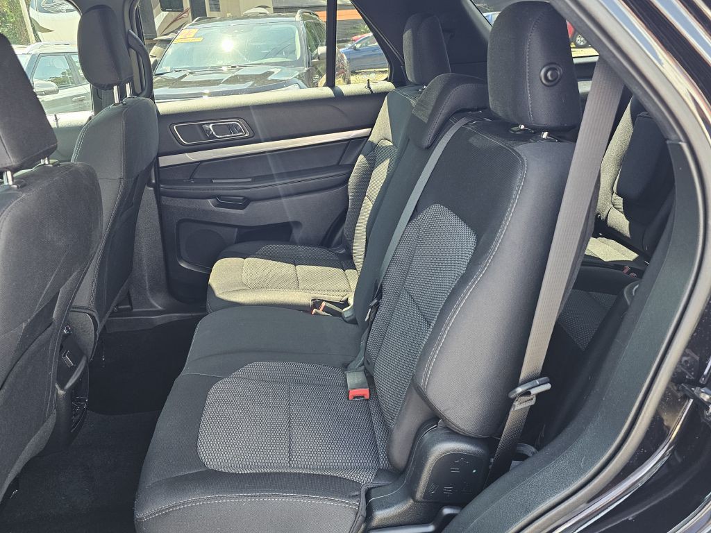 2019 Ford Explorer Image 16