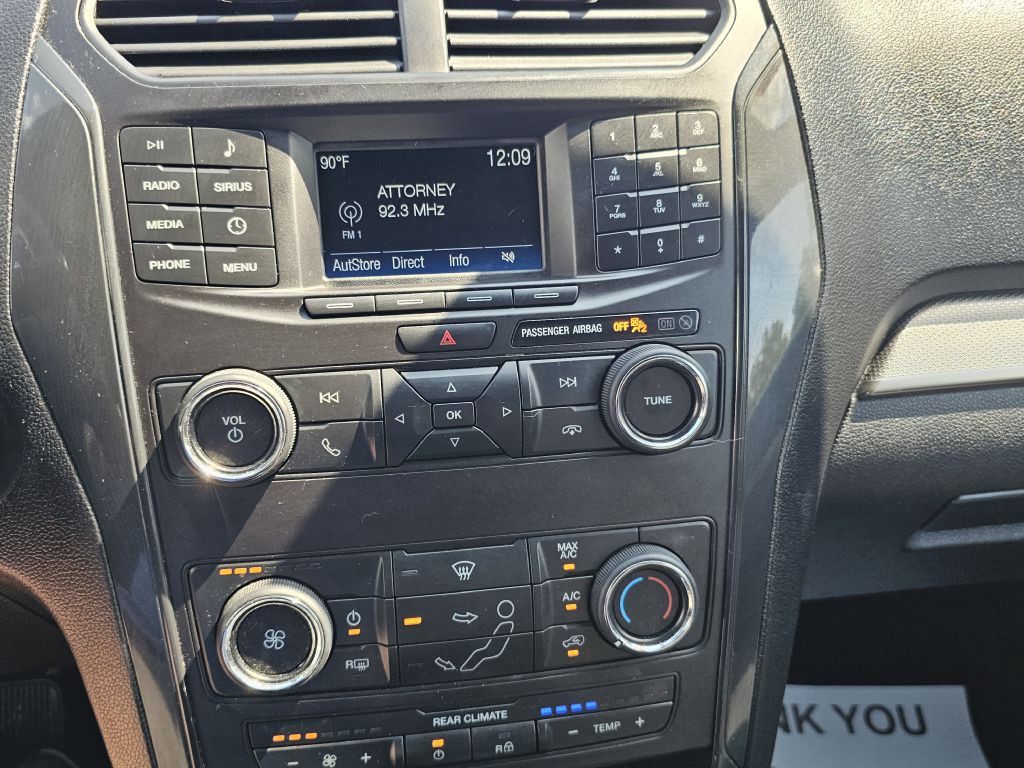 2019 Ford Explorer Image 24