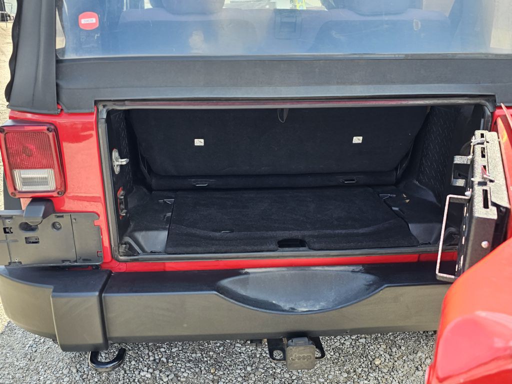 2015 Jeep Wrangler Image 13