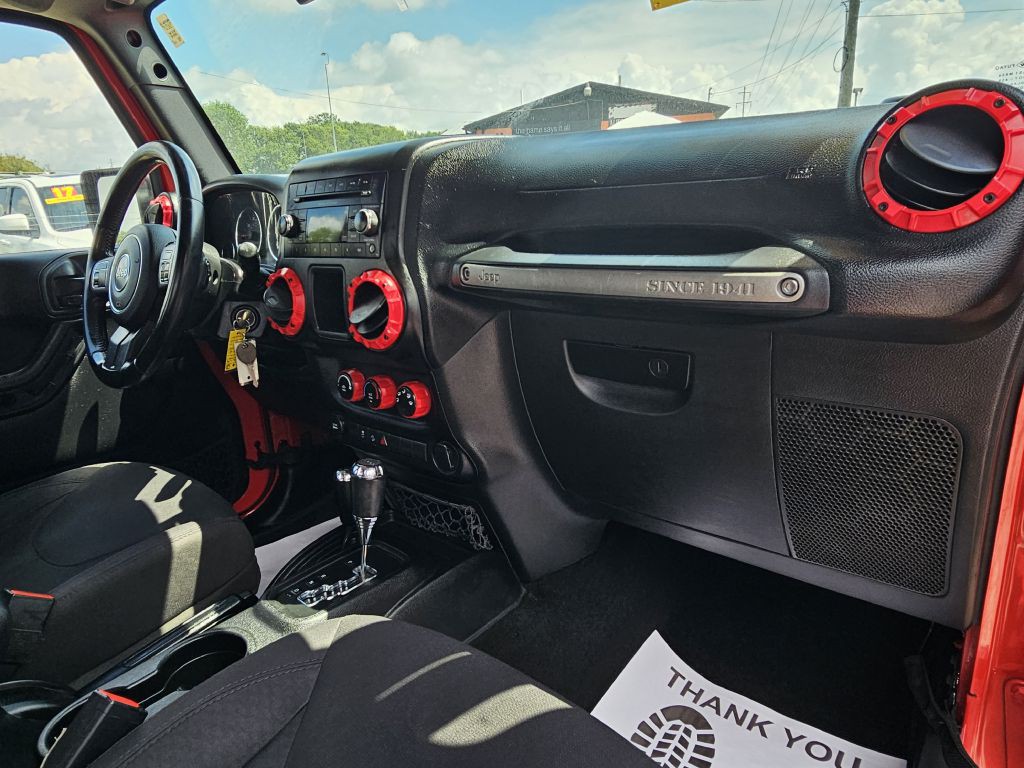 2015 Jeep Wrangler Image 16