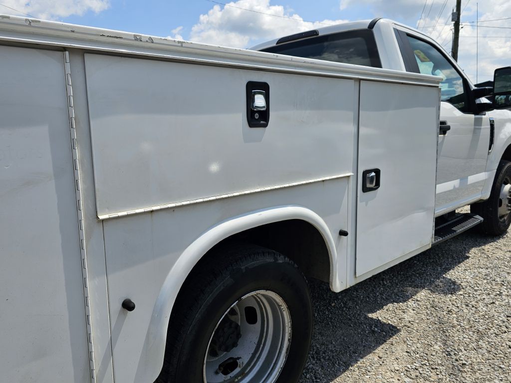 2018 Ford F-350 Image 9