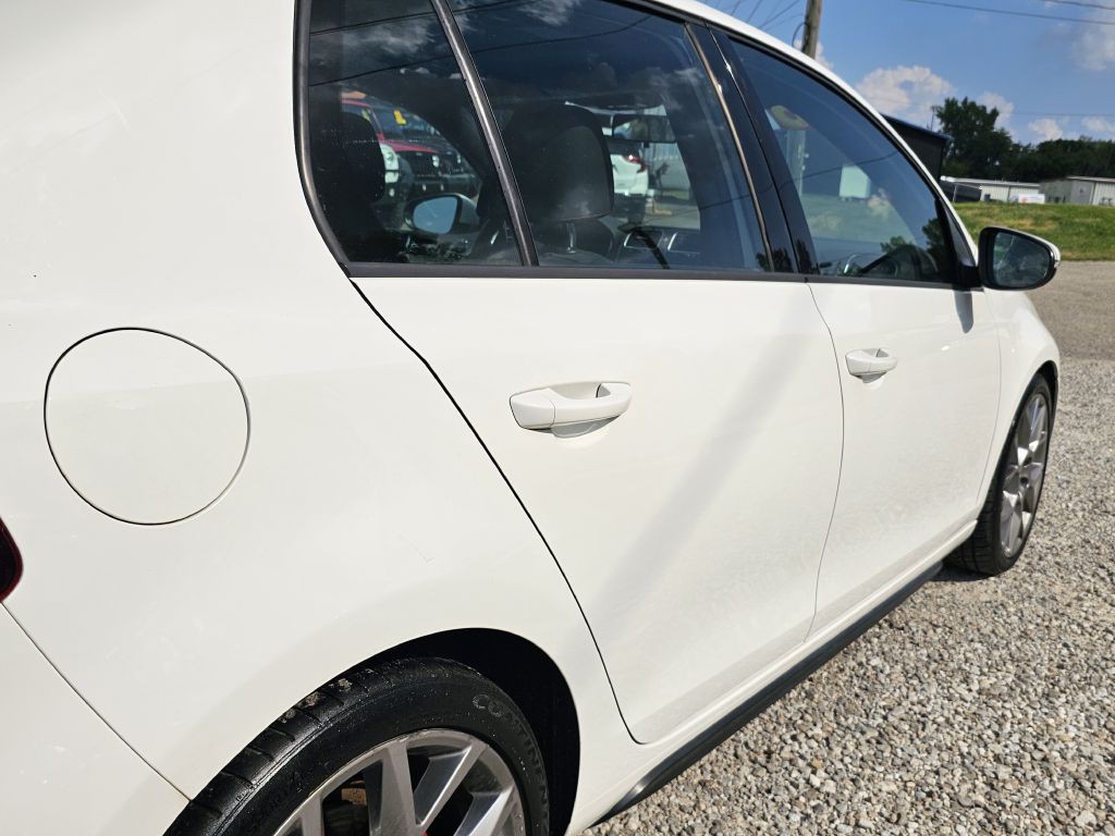 2013 Volkswagen GTI Image 10