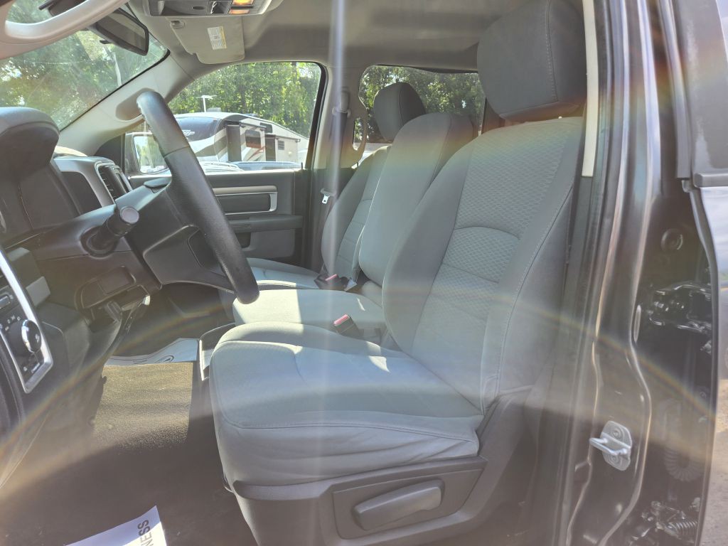 2014 RAM 1500 Image 16