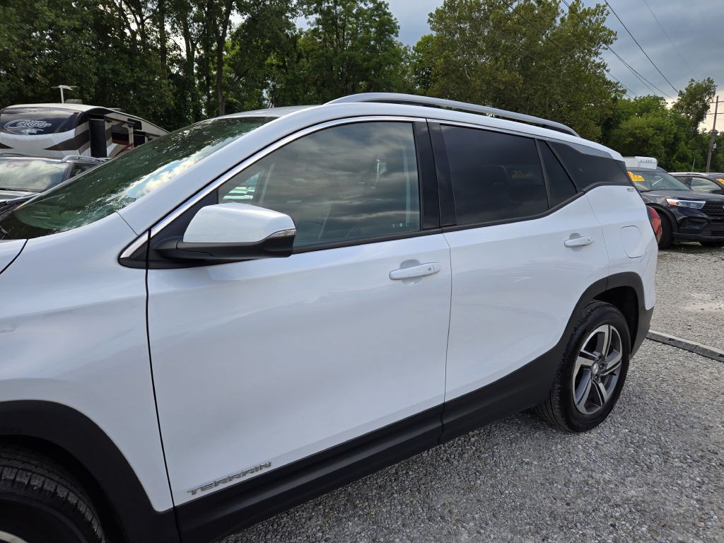 2020 GMC Terrain Image 9