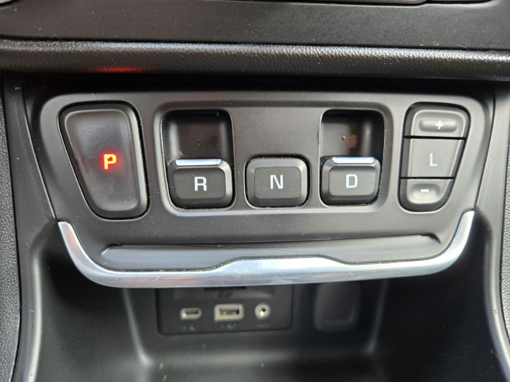 2020 GMC Terrain Image 22