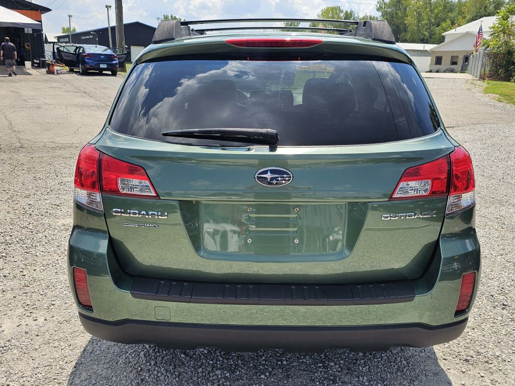 2013 Subaru Outback Image 4
