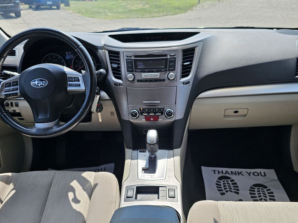 2013 Subaru Outback Image 23