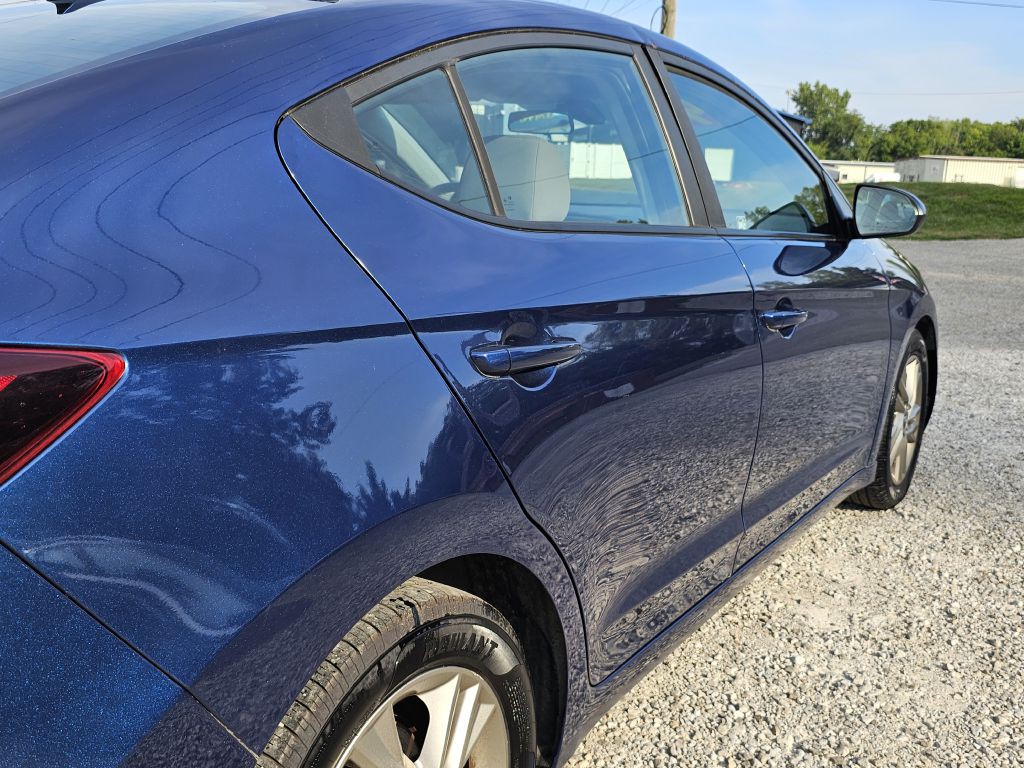 2019 Hyundai Elantra Image 9
