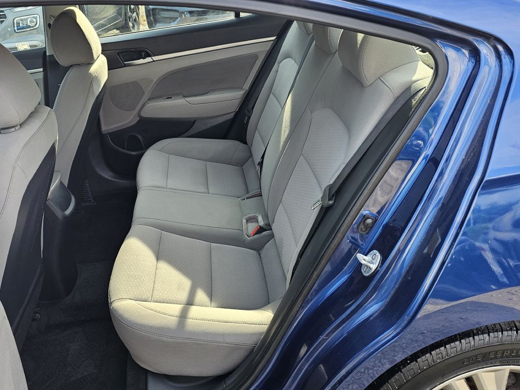 2019 Hyundai Elantra Image 10