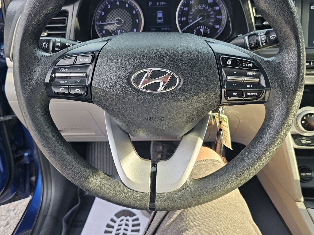 2019 Hyundai Elantra Image 22