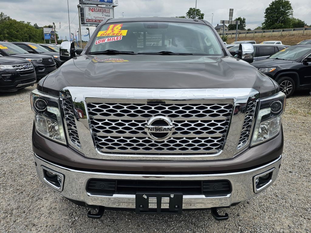 2016 Nissan Titan Image 8