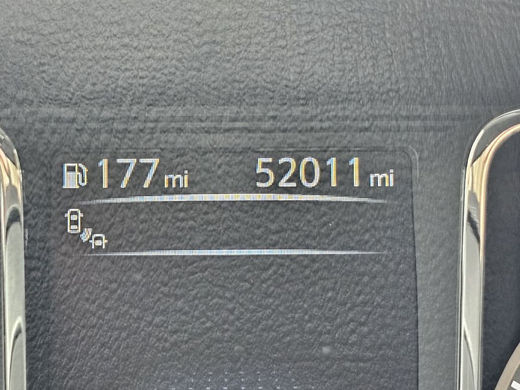 2016 Nissan Titan Image 33