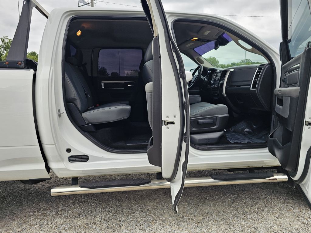 2016 RAM 2500 Image 12